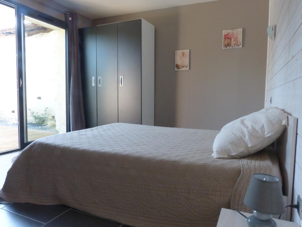 Gite Sud Deux Sevres Marigny  Quarto foto